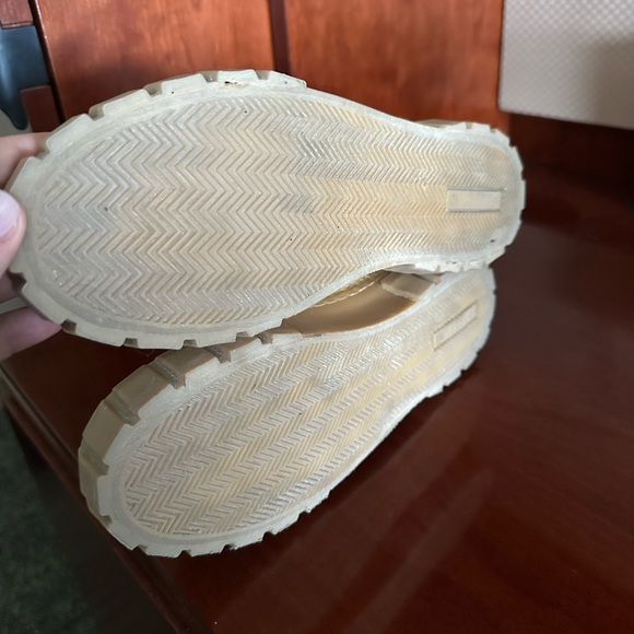 FARM Rio Multicolor Embroidered Sneakers - Picture 5 of 5